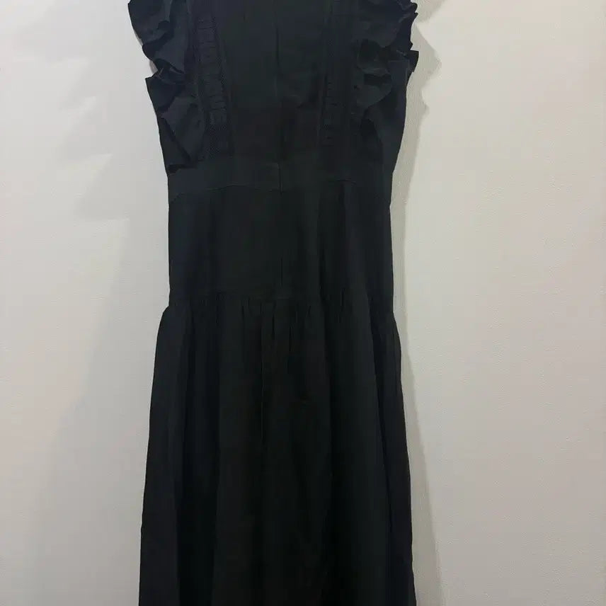 [SOLD OUT] 산드로 블랙 롱 원피스 프릴 장식