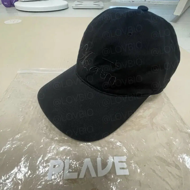 [SOLD OUT] 플레이브 육여름 볼캡 모자 BLACK