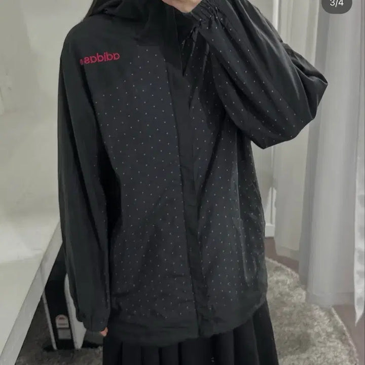 [BUNJANG] Adidas Neo Black Dot Hooded Windbreaker Jacket / 아디다스 네오 블랙 도트 후드 바람막이