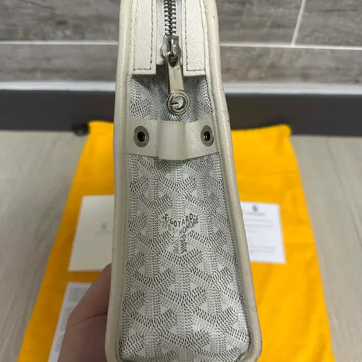 [BUNJANG] Goyard Jouvence GM White Pouch / [ A급 / 풀구성 ] 고야드 쥬방스 GM 화이트