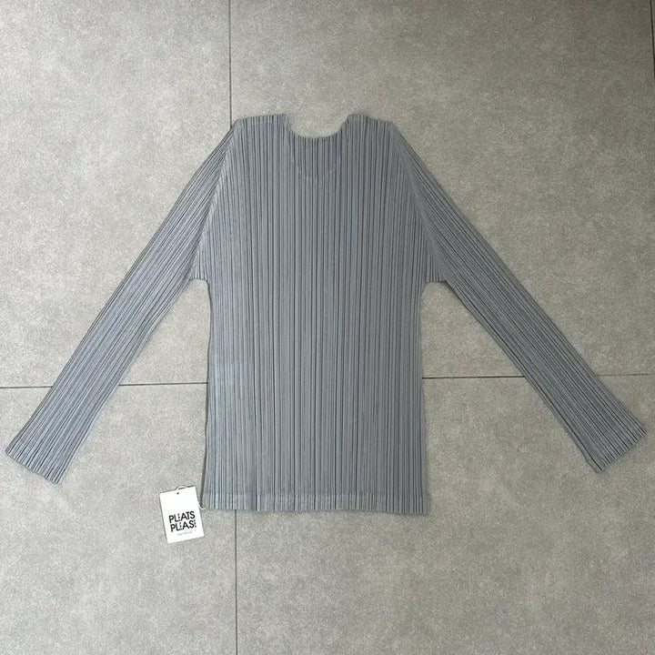 [SOLD OUT] 플리츠플리즈 먼슬리 9월 라운드 탑 쿨그레이 3사이즈