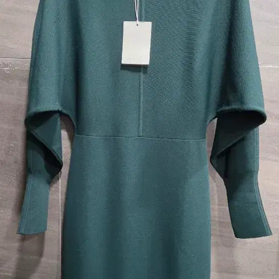 [BUNJANG] COS Elegant Green Dress / [새상품] COS 코스 , 우아하고 세련된 원피스