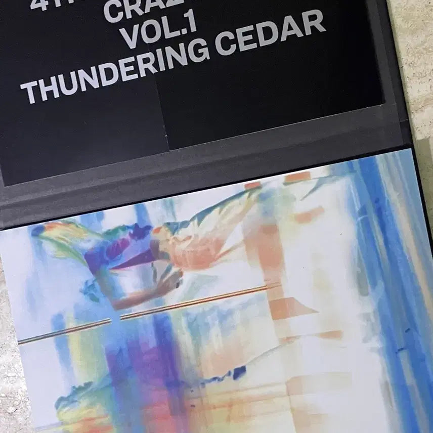 [SOLD OUT] [BUNJANG] LE SSERAFIM CRAZY VOL.1 4th Mini Album Signed Version / [새상품] 르세라핌 CRAZY 4집 미니앨범 친필 사인 버전 (인쇄아님)