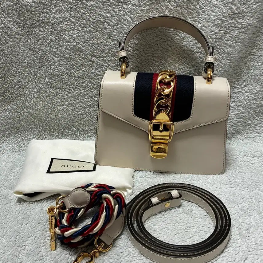 [BUNJANG] Gucci Sylvie Tote Bag Ivory / (정품)구찌 실비백 토트백 아이보리 + 스트랩 2종