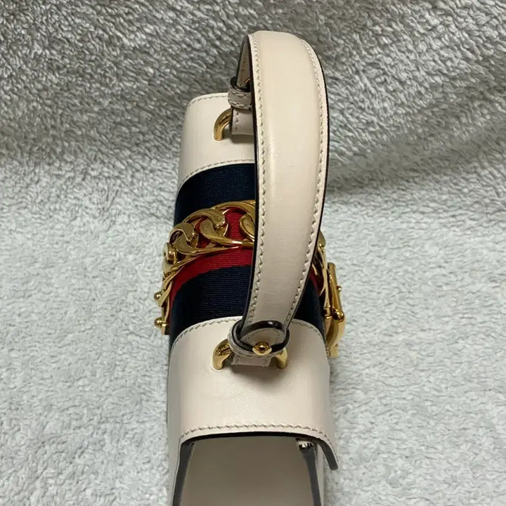 [BUNJANG] Gucci Sylvie Tote Bag Ivory / (정품)구찌 실비백 토트백 아이보리 + 스트랩 2종