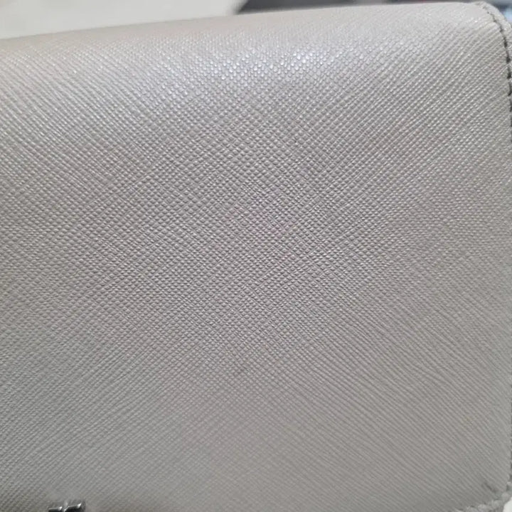 [BUNJANG] Tory Burch Chain Crossbody Bag Beige Gray Women&
