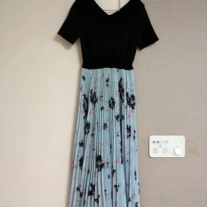 [BUNJANG] DEW E L Unworn Dress / 듀엘 원피스 새상품