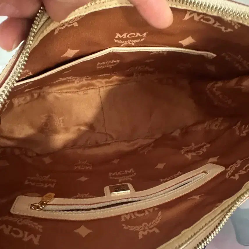 [BUNJANG] MCM Hobo Shoulder Bag / 정품 mcm호보백 숄더백 가방 가로30