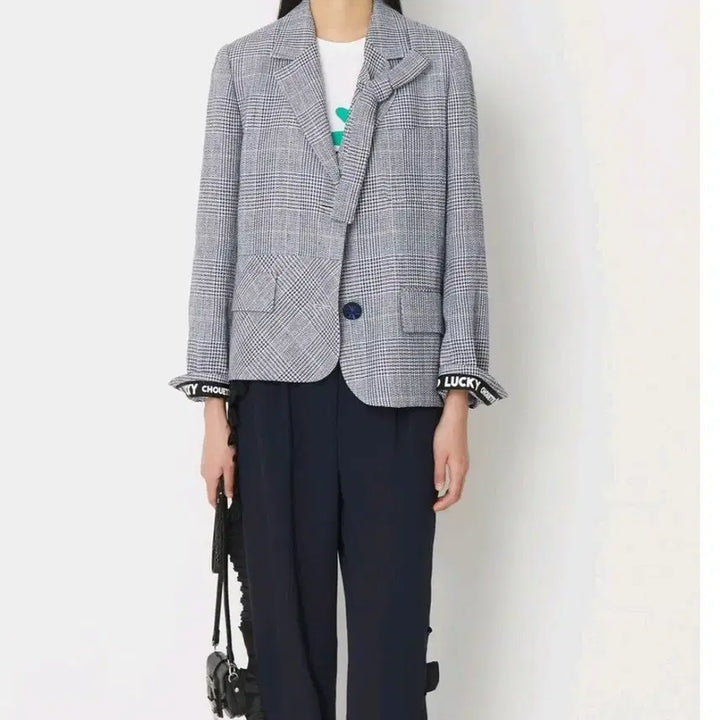 [SOLD OUT] 21년도 럭키슈에뜨) 언발 자수 린넨 체크 자켓