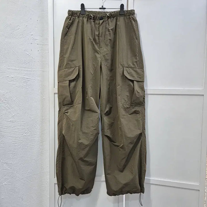 [SOLD OUT] 노이어 파라슈트 카고 팬츠 남성48
