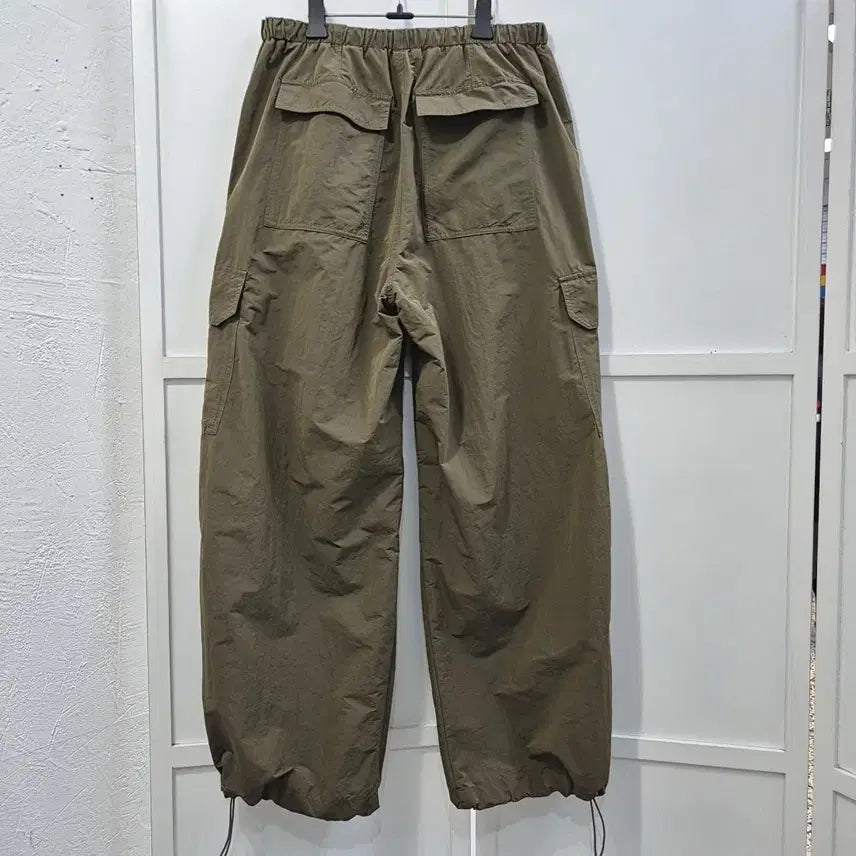 [SOLD OUT] 노이어 파라슈트 카고 팬츠 남성48