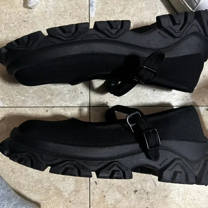 [BUNJANG] ATT Rough Mary Jane Loafers Black / 에이티티 ATT 러프 메리제인 로퍼 블랙 240cm 굽5cm