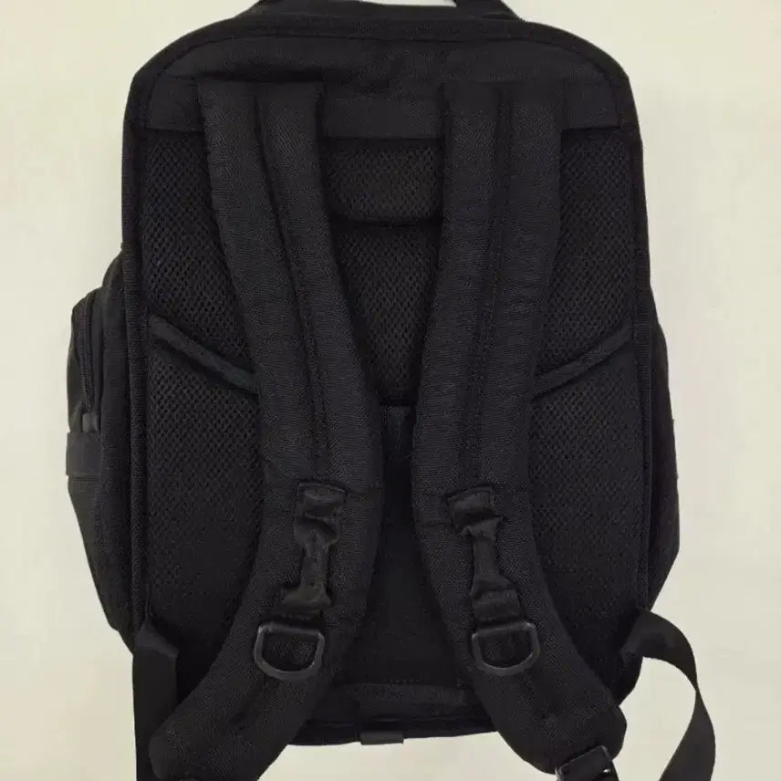 [BUNJANG] Tumi Alpha Brief Pack Backpack / 투미 알파 브리프팩 백팩이에요