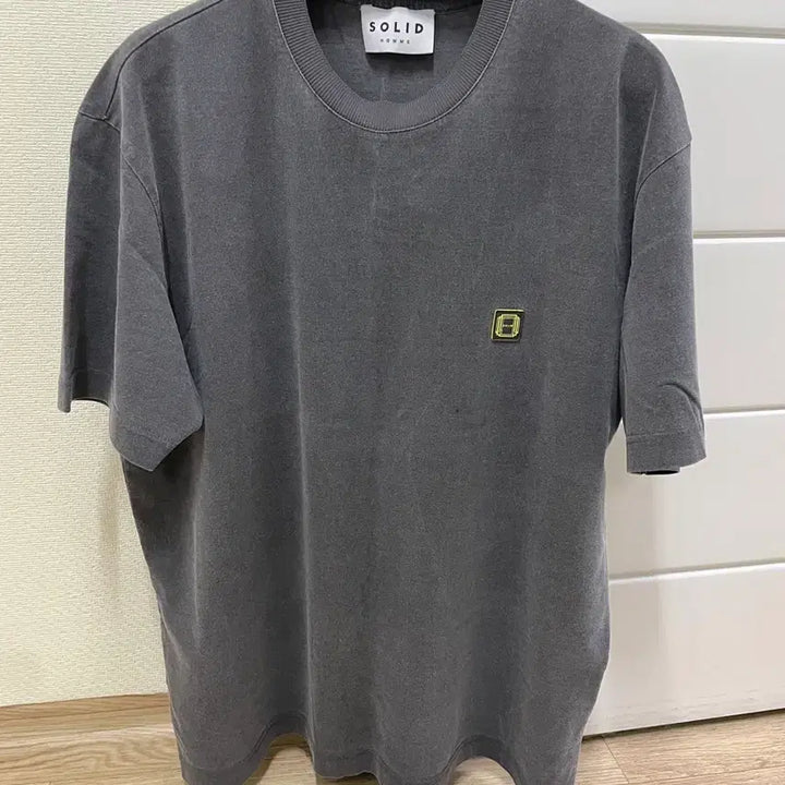 [SOLD OUT] 솔리드옴므 반팔 판매합니다
