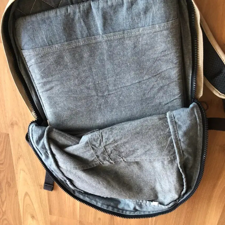 [BUNJANG] Incase Canvas Backpack / 인케이스 캔버스 백팩