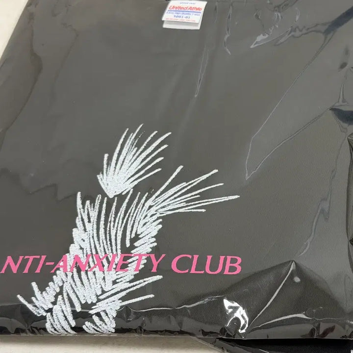 [SOLD OUT] TXT 불안 티서츠 ANTI-ANXIETY CLUB 판매