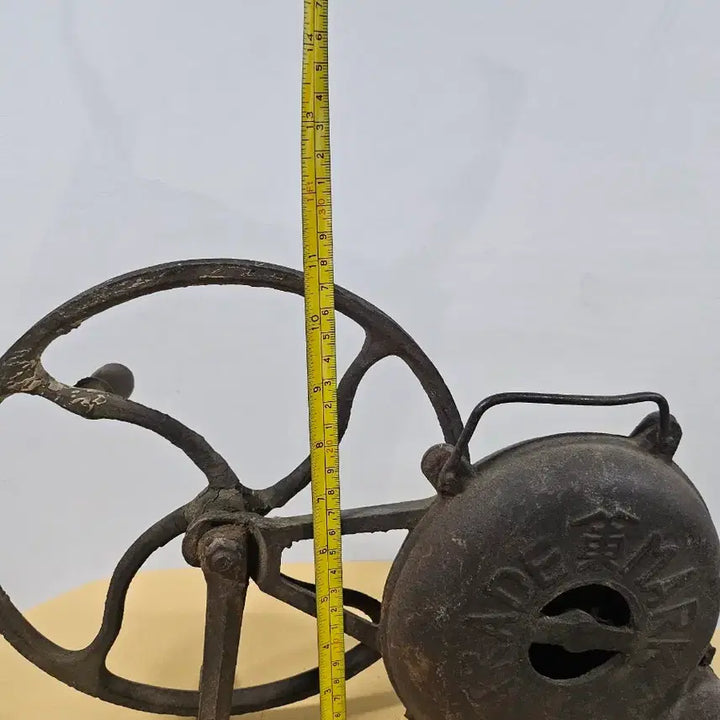 [BUNJANG] Antique Cast Iron Brazier / 골동품 주철 풍로