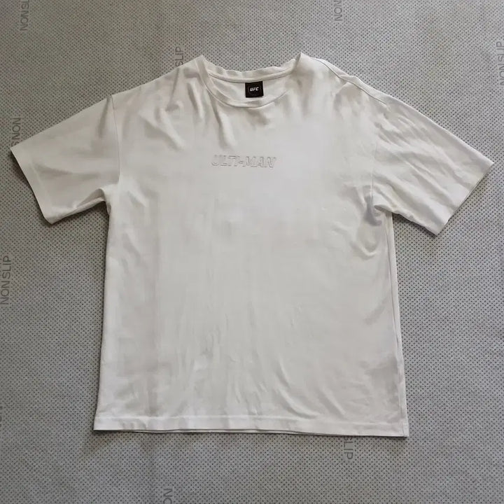 [BUNJANG] UFC White T-shirt / UFC 화이트 티셔츠 반팔 Ultimate Fighting