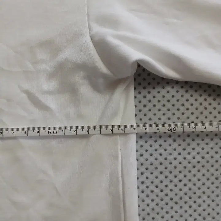 [BUNJANG] UFC White T-shirt / UFC 화이트 티셔츠 반팔 Ultimate Fighting