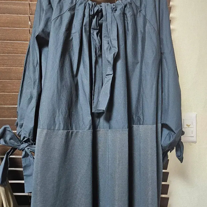 [SOLD OUT] 코스 롱 원피스 리본 장식