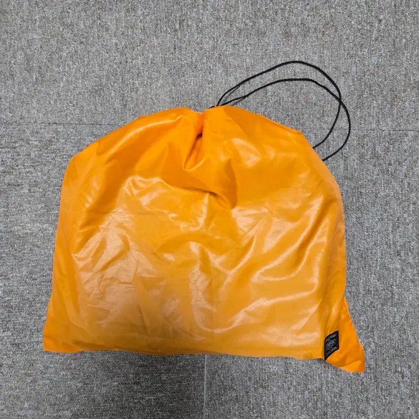 [SOLD OUT] 요시다포터 탱커 숄더백 XL