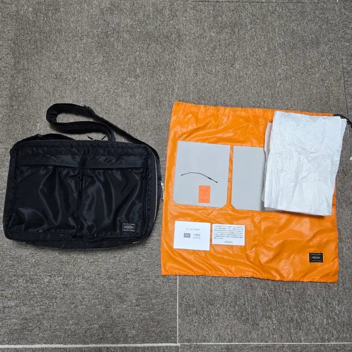 [SOLD OUT] 요시다포터 탱커 숄더백 XL