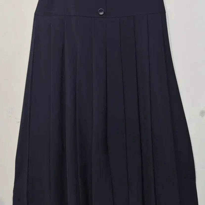 [SOLD OUT] 잇미샤 네이비 플리츠 스커트