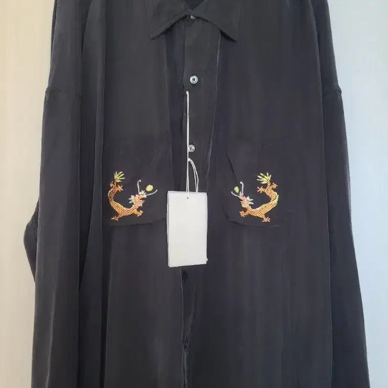 [SOLD OUT] [2] 안셀름 AGING EMBROIDERY SHIRT 셔츠