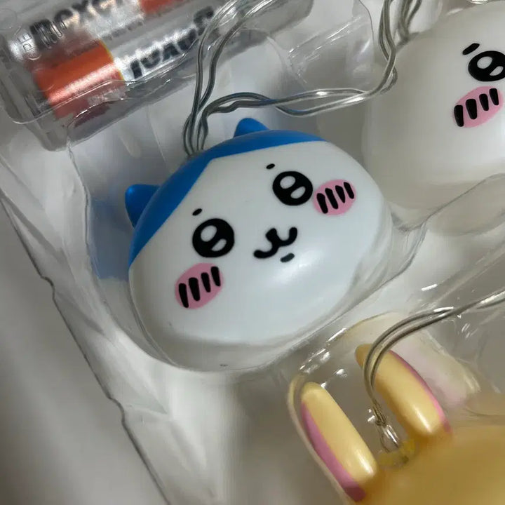 [BUNJANG] Chiikawa Hachiware Usagi 6-Piece Garland Mood Light / 치이카와 하치와레 우사기 6구 가랜드 무드등