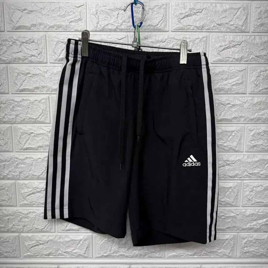 [BUNJANG] Adidas Three Stripes Shorts Black S / 아디다스 3선 반바지 블랙 s