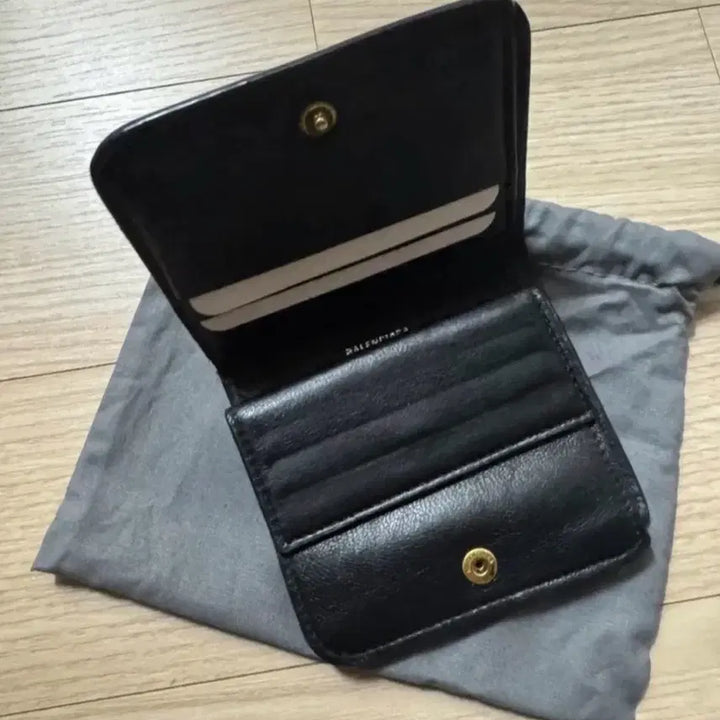 [BUNJANG] Balenciaga Black Bi-fold Wallet with Dust Bag / 발렌시아가 블랙 반지갑 + 더스트백