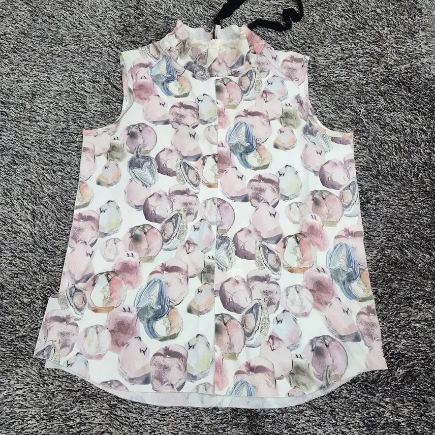 [BUNJANG] Kuho Frill Neck Sleeveless Blouse / 구호 프릴넥나시 블라우스 55