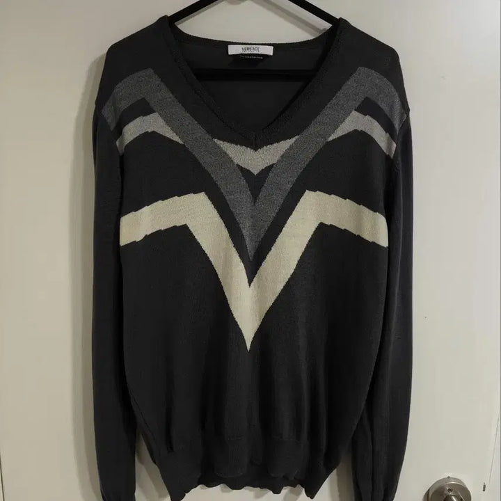 [BUNJANG] Versace Collection Merino Wool Knit / M 베르사체 콜렉션 메리노울 니트