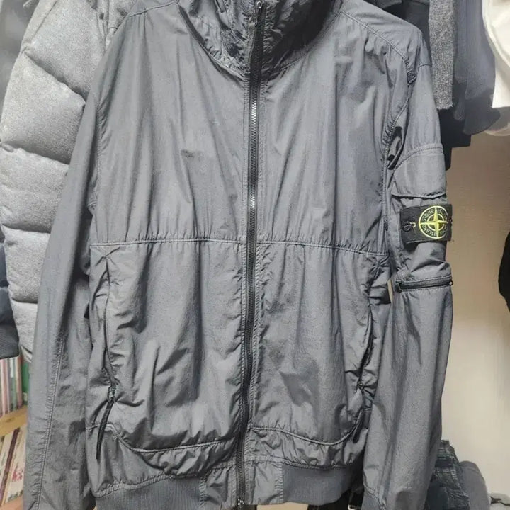 [BUNJANG] Stone Island Naslan Watro Hooded Windbreaker Jacket L / 스톤아일랜드 나슬란 와트로 후드 바람막이 자켓 L