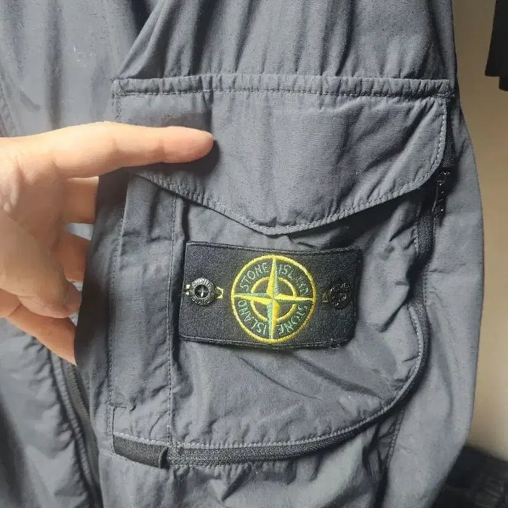 [BUNJANG] Stone Island Naslan Watro Hooded Windbreaker Jacket L / 스톤아일랜드 나슬란 와트로 후드 바람막이 자켓 L