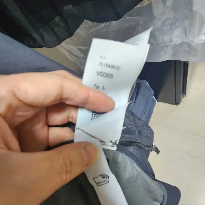 [BUNJANG] Stone Island Naslan Watro Hooded Windbreaker Jacket L / 스톤아일랜드 나슬란 와트로 후드 바람막이 자켓 L