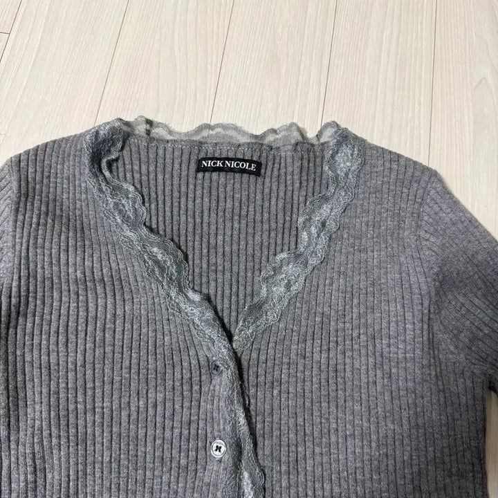 [BUNJANG] 닉앤니콜 레이스 프릴 가디건 / 닉앤니콜 레이스 프릴 가디건