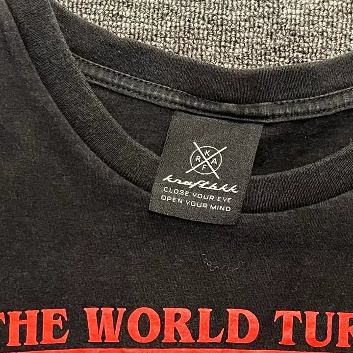[SOLD OUT] [100] 기묘한 이야기 빈티지 반팔티 XL