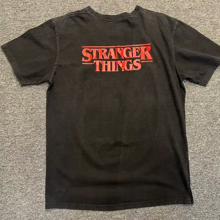 [SOLD OUT] [100] 기묘한 이야기 빈티지 반팔티 XL