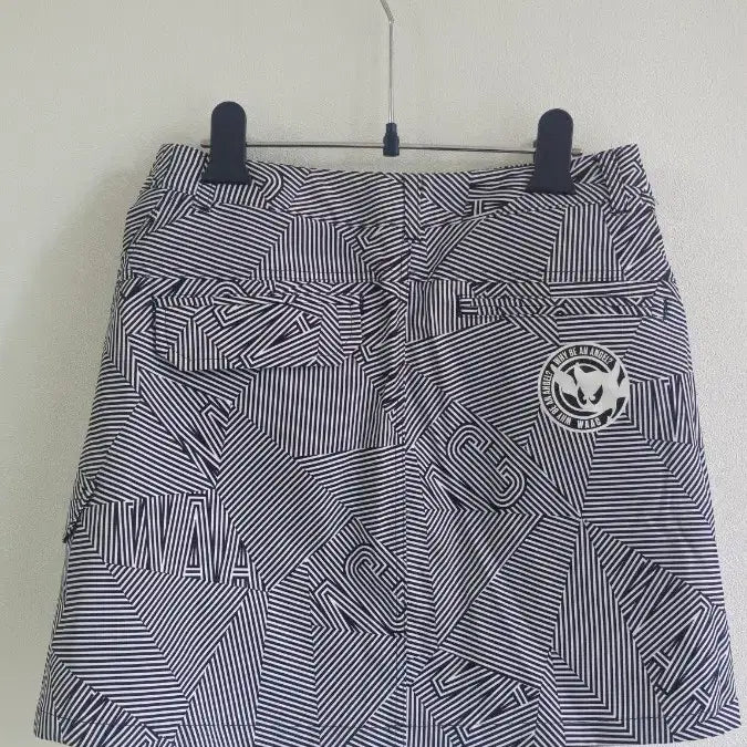 [BUNJANG] WAAC Striped Mini Skirt / WAAC / 스트라이프 패턴 미니스커트64