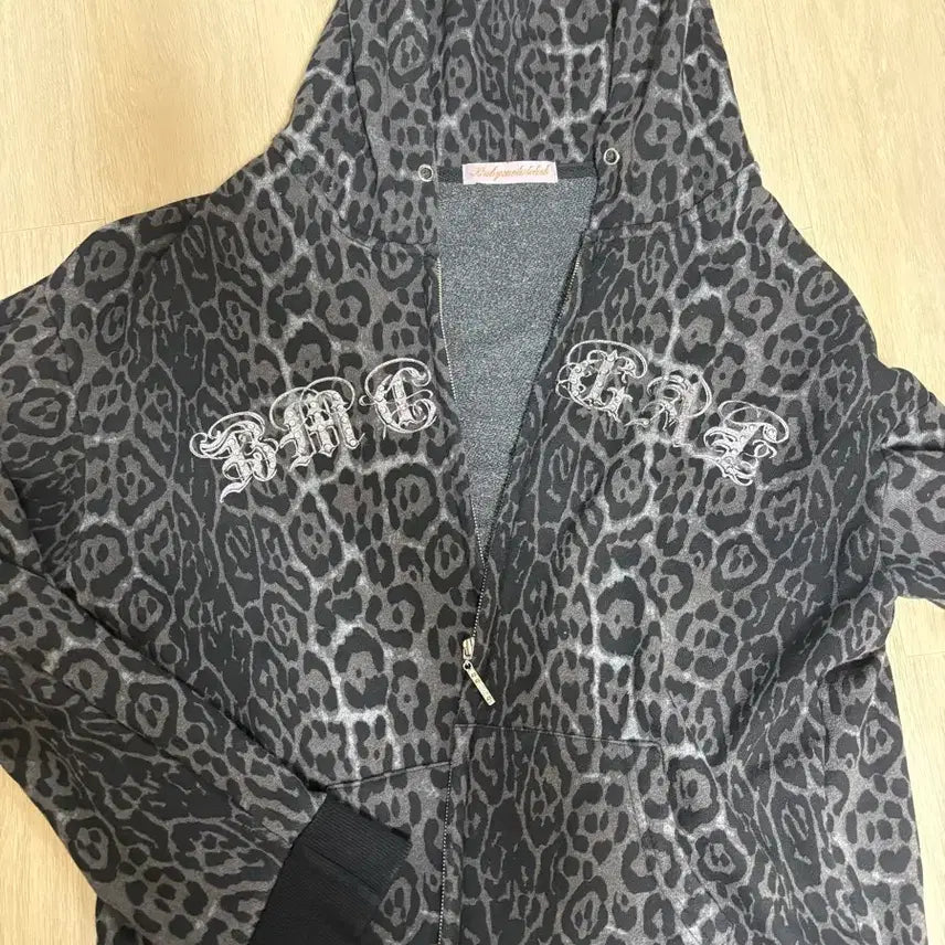 [SOLD OUT] 베메클 베어후드 블랙