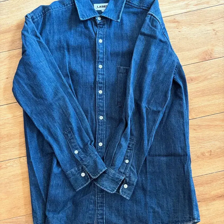 [BUNJANG] LABEL ARCHIVE Denim Shirt (Size 2) / 라벨아카이브 데님 셔츠 2사이즈 새상품