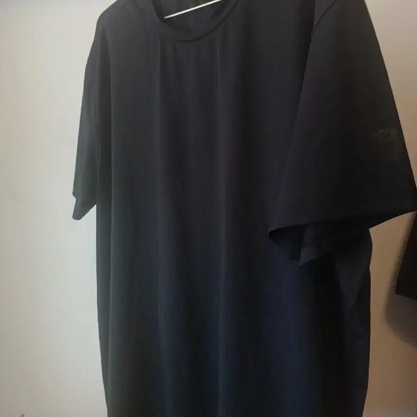 [BUNJANG] K2 Functional Black Short Sleeve T-shirt (Size 110) / K2 블랙 기능성 반팔 티셔츠 110