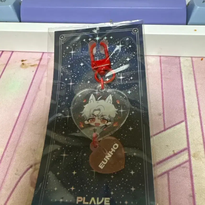 [BUNJANG] PLAVE Eunho Acrylic Key Holder / PLAVE 은호 애니 플러스 아크릴키홀더