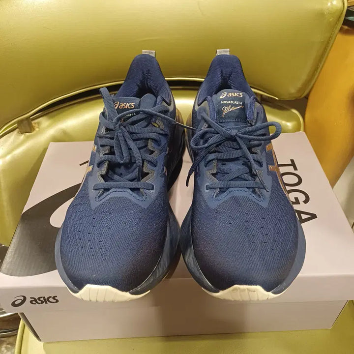 [SOLD OUT] 아식스 노바블라스트4 플래티넘