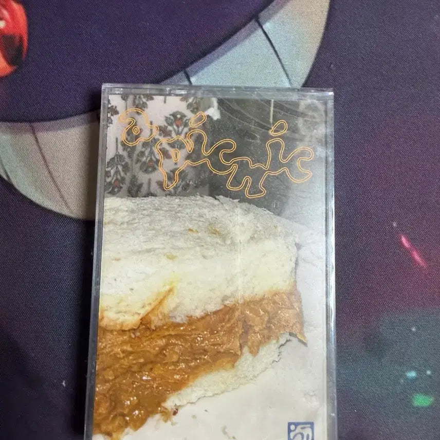 [BUNJANG] Jisoo Curi Club Picnic Cassette Tape / 지소쿠리클럽 a picnic 카세트테이프