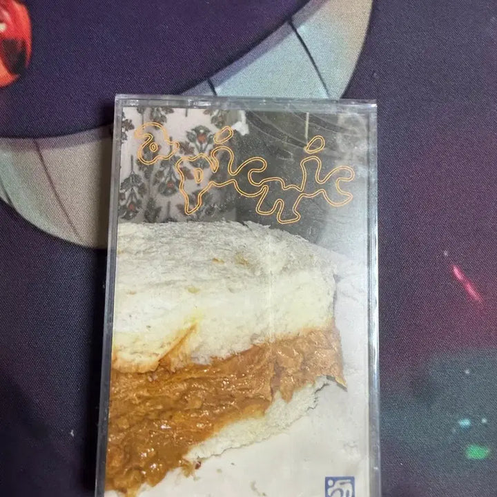 [BUNJANG] Jisoo Curi Club Picnic Cassette Tape / 지소쿠리클럽 a picnic 카세트테이프
