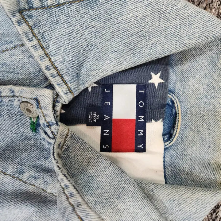 [BUNJANG] Tommy Hilfiger Big Logo Denim Jacket / 타미힐피거 빅로고 청자켓
