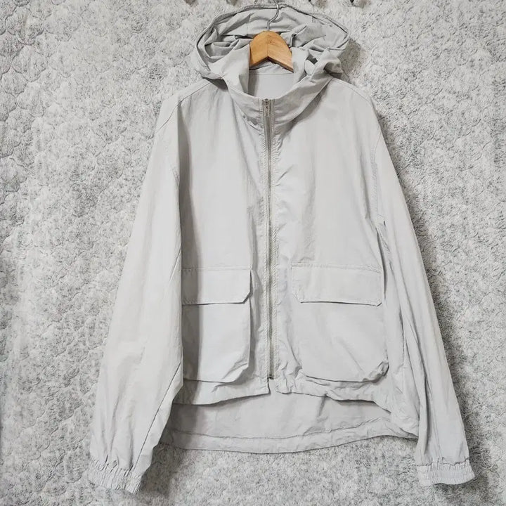 [BUNJANG] Oversized Hooded Windbreaker Jumper (Size L) / 102A [L] 오버핏 후드 바람막이 점퍼