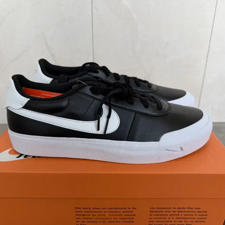 [BUNJANG] Nike Court Vision Low Black White Sneakers / 나이키신발Court Vision 로우 블랙 화이트